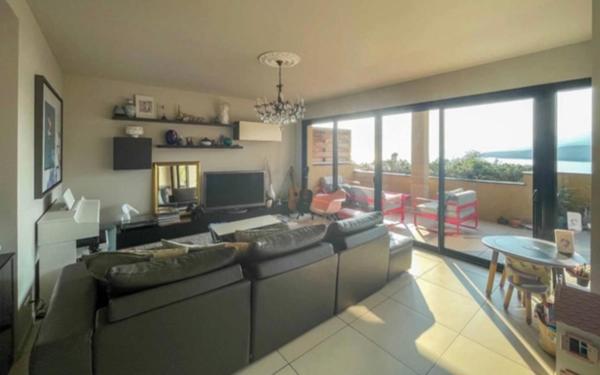 Propriano, appartement  de grand standing Propriano 4 pièce(s) 119.43 m2 terrasse vue mer garage