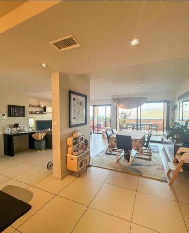 Propriano, appartement  de grand standing Propriano 4 pièce(s) 119.43 m2 terrasse vue mer garage