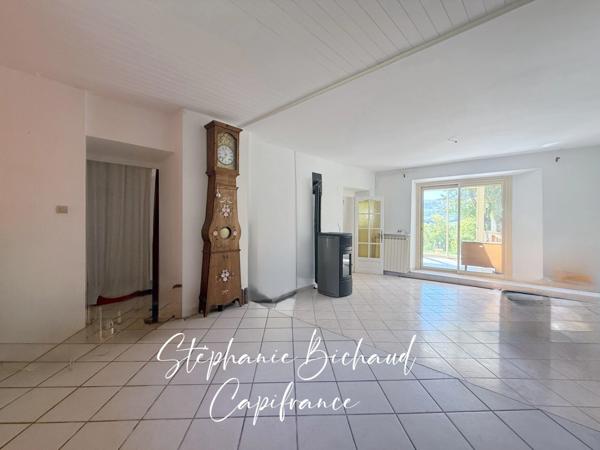 Maison mitoyenne 149 M² à vendre 6 pièces CHABOTTES (05)Vue montagnes – Terrain de 1 088 m²