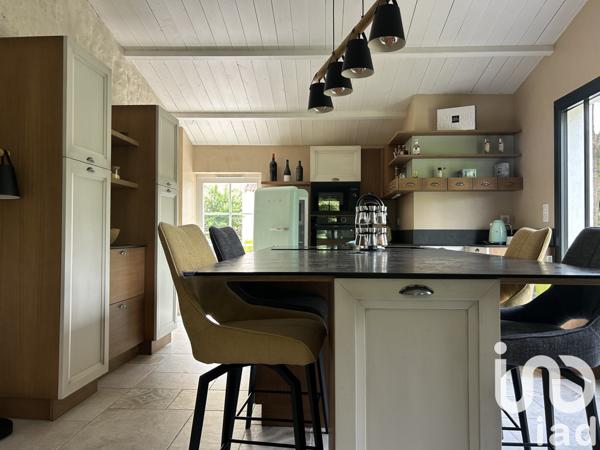 Maison à vendre 6 pièces 180 m² Aigrefeuille-d'Aunis