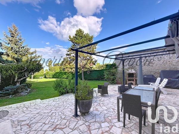 Maison à vendre 9 pièces 215 m² Maffliers