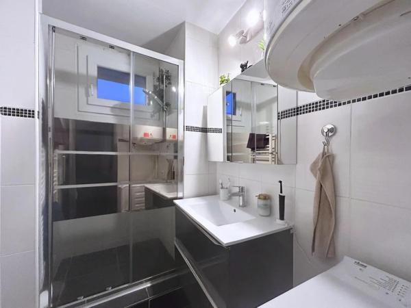 Appartement à vendre 4 pièces 67m² Montbéliard (25200)