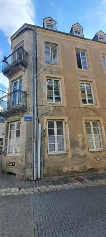 Maison Fresnay Sur Sarthe 10 pièce(s) 250 m2
