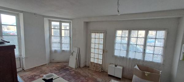 Maison Fresnay Sur Sarthe 10 pièce(s) 250 m2