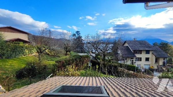 Un environnement calme, résidentiel et proche du centre-ville.