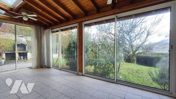 Un environnement calme, résidentiel et proche du centre-ville.