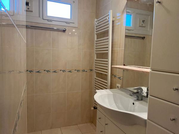 T2 MEUBLE EN RESIDENCE SECURISE