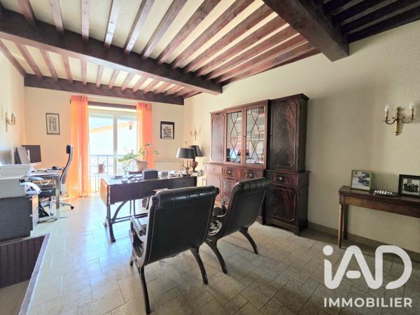 Maison à vendre 10 pièces 225,14 m² Saint-Marcellin-en-Forez