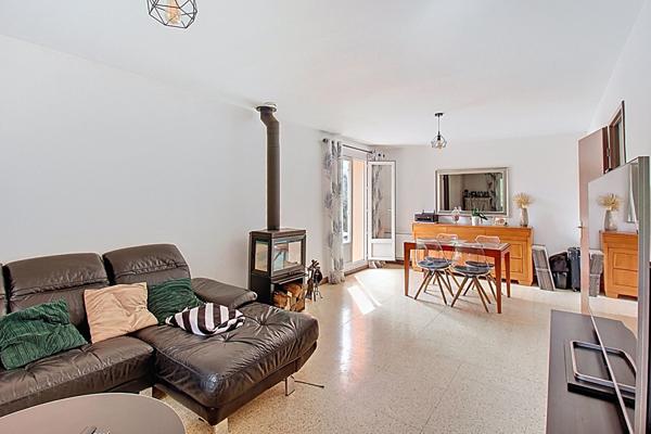 Maison familiale lumineuse 5 pièces avec piscine à Draguignan