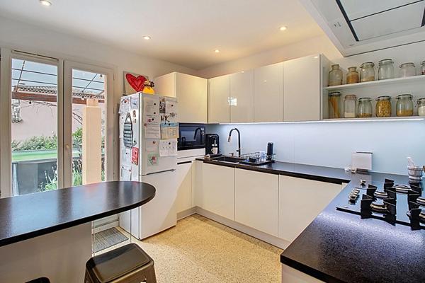 Maison familiale lumineuse 5 pièces avec piscine à Draguignan