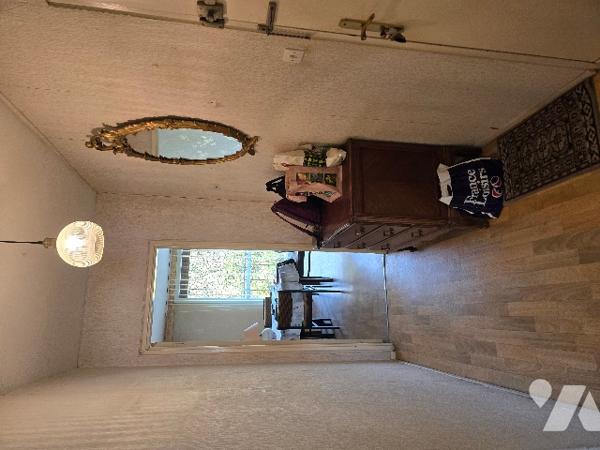 Appartement de type 3 de 69 m², situé a proximité des commerces.