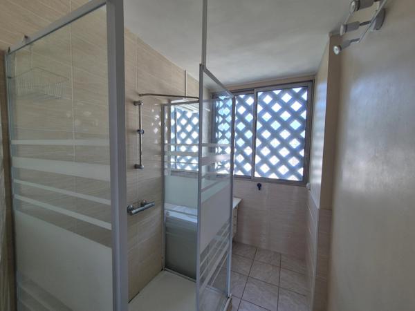 Achat Appartement T3 Grenoble – 3 Pièces Traversant Est-Ouest avec Balcon, Cave & Parking