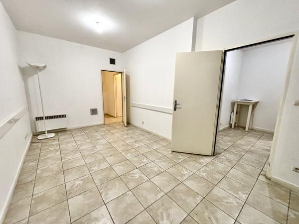 Bureau 2 pièces - 35 m²