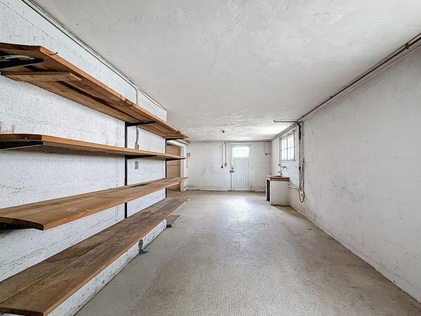 Maison familiale BRIOLLAY - 4 chambres - terrain constructible