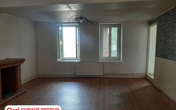 Maison à vendre    4 pièces •  Aiguefonde