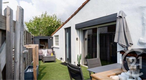 Maison à vendre  3 pièces - 71 m 2   MEDIS  - 17