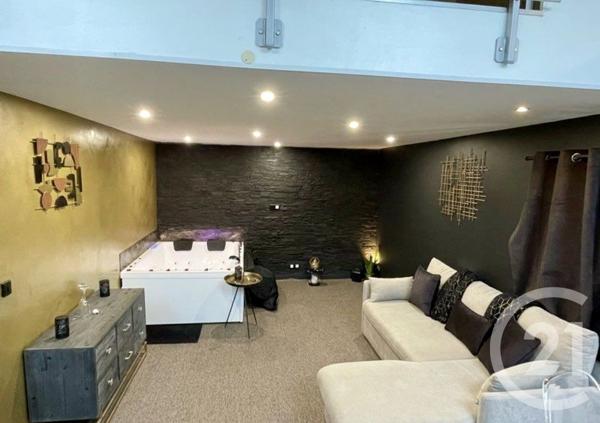Maison à vendre  3 pièces - 71 m 2   MEDIS  - 17