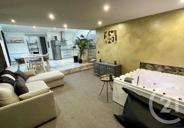 Maison à vendre  3 pièces - 71 m 2   MEDIS  - 17