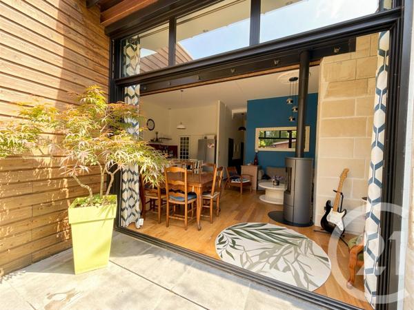 Maison à vendre  4 pièces - 122 m 2   BEGLES  - 33
