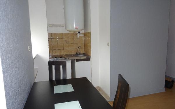 Appartement à louer    1 pièce •  Brest