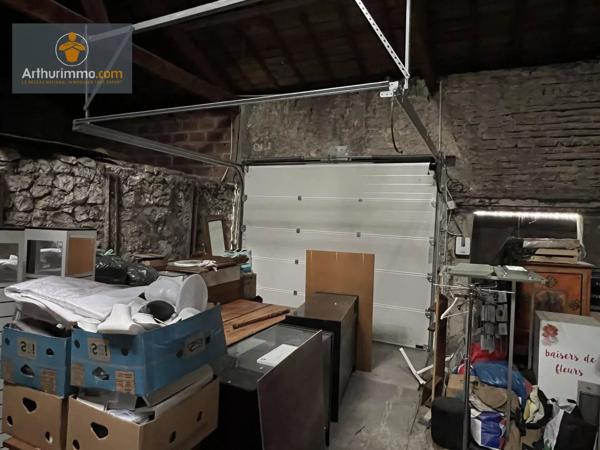 Vente                                                      Local commercial
                        
                     7 pièces                                         à Marmande