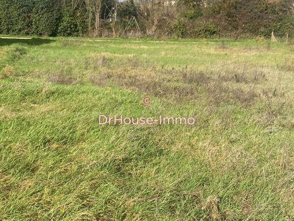 Terrain à vendre de 748 m²