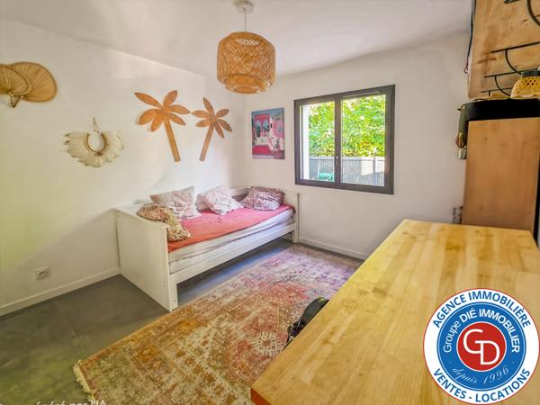 Mios (33380) Villa contemporaine avec 5 chambres et piscine