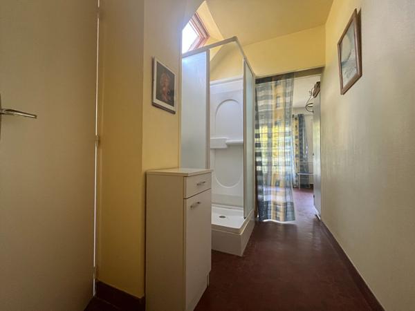 ARRADON À vendre Maison à rénover de 146m² sur terrain de plus de 4700m² avec studio