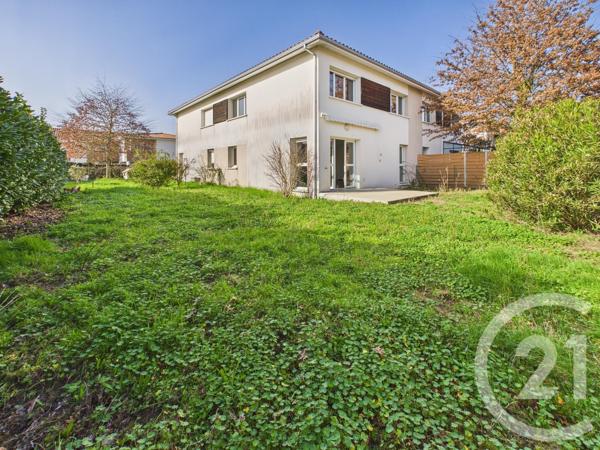 Maison à vendre  4 pièces - 102 m 2   VILLENAVE D ORNON  - 33
