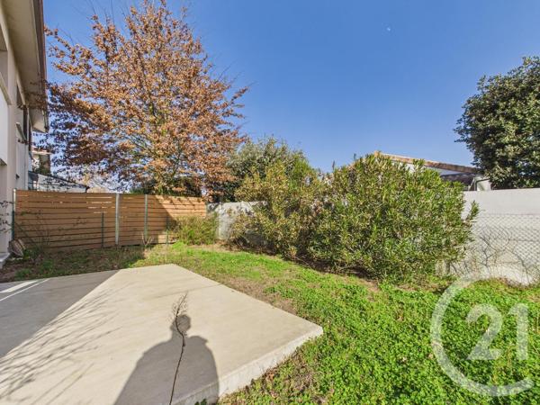 Maison à vendre  4 pièces - 102 m 2   VILLENAVE D ORNON  - 33