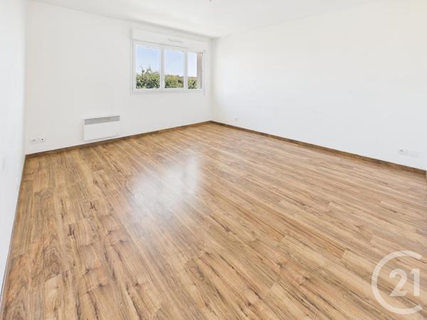 Maison à vendre  4 pièces - 102 m 2   VILLENAVE D ORNON  - 33
