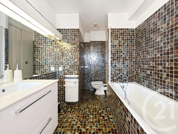 Appartement T3 à vendre  3 pièces - 77 m2 CASSIS - 13