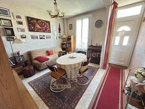 Vente Maison105 m² - 5 Pièces - VILLENEUVE LE ROI (94290)