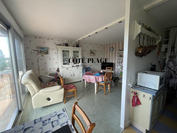 Vaux-sur-Mer (17640) Vaux-sur-mer Appartement T2 52m2 face plage Nauzan au prix de 233.200€ HAI
