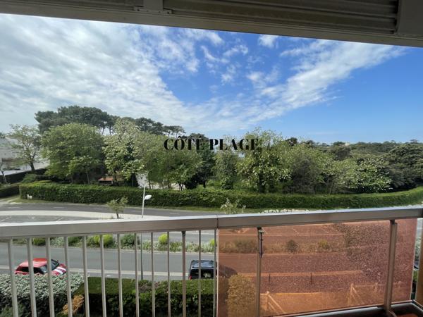 Vaux-sur-Mer (17640) Vaux-sur-mer Appartement T2 52m2 face plage Nauzan au prix de 233.200€ HAI
