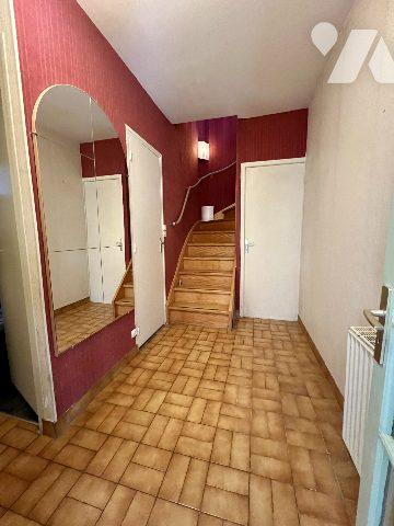 BEAUX ESPACES- proche commerces