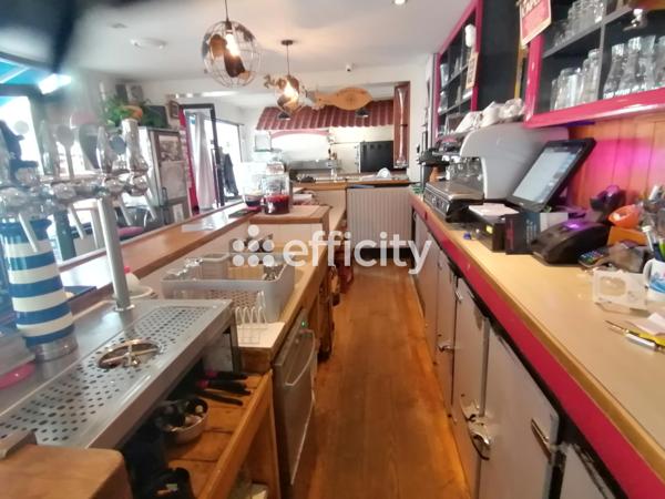 Fonds De Commerce - 180 m²