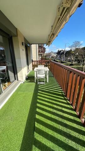 Appartement T2/T3  68 m² à Deauville dans le Triangle d'Or avec balcon, cave et box fermé à trois minutes de la plage