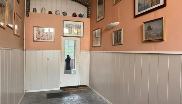 Grande maison familiale de 162 m² avec garage et cave de 80 m² – 4/5 chambres – 2 salles de bain