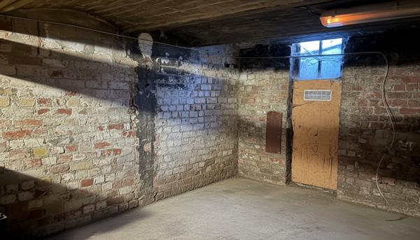 Grande maison familiale de 162 m² avec garage et cave de 80 m² – 4/5 chambres – 2 salles de bain