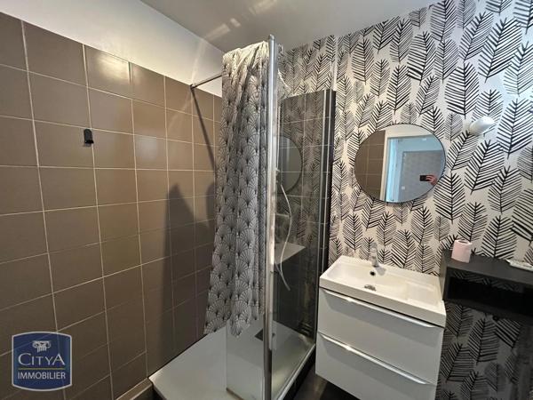 Appartement à louer 3 pièces 59.65m² Beauvais (60000)