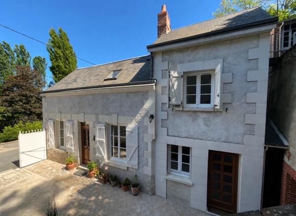Amboise - Maison ancienne avec charme, garage et grande cave