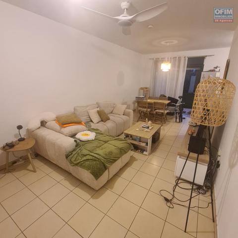 A vendre bel et spacieux appartement de type F2 de standing sur la résidence KELLER à Sainte Clotilde