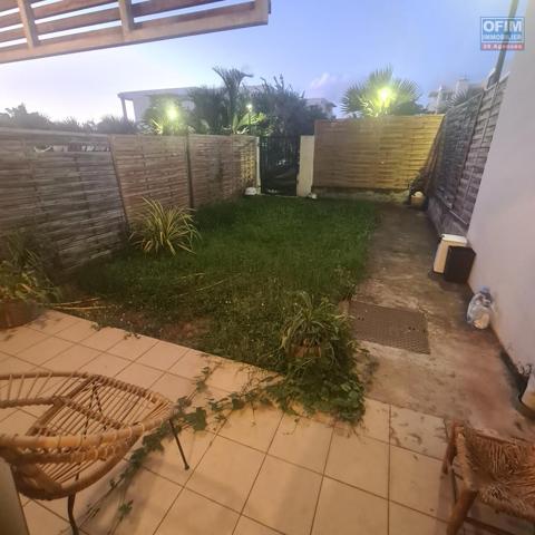 A vendre bel et spacieux appartement de type F2 de standing sur la résidence KELLER à Sainte Clotilde