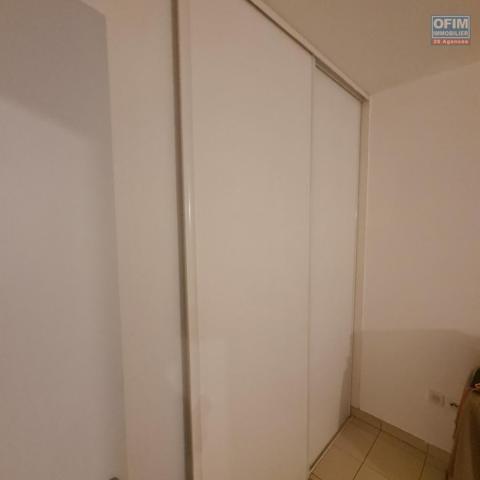 A vendre bel et spacieux appartement de type F2 de standing sur la résidence KELLER à Sainte Clotilde