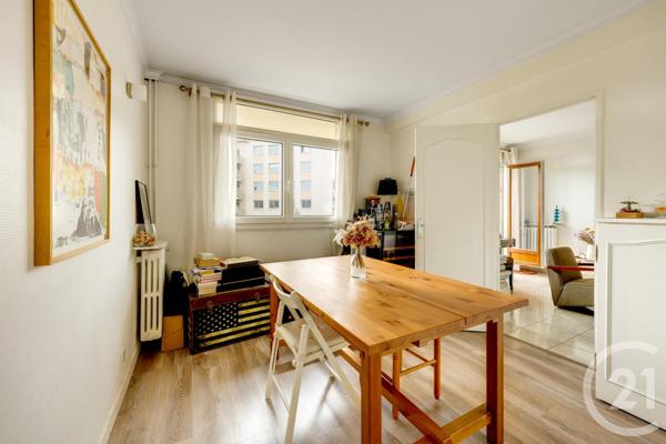 Appartement F4 à vendre  4 pièces - 66,17 m2 ISSY LES MOULINEAUX - 92