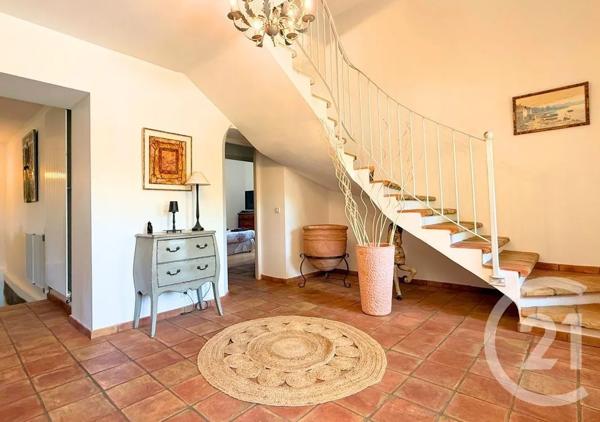 Maison à vendre  8 pièces - 210 m 2   THOARD  - 04