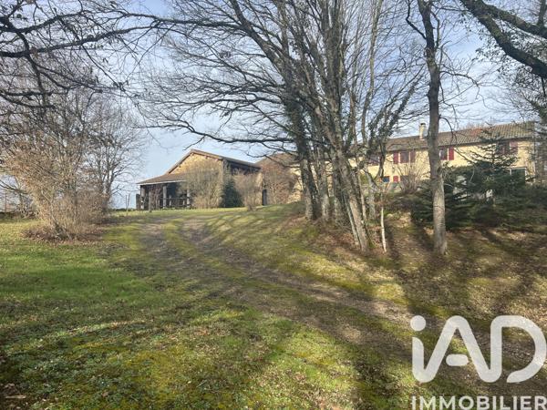 Maison à vendre 9 pièces 241 m² Saint-Bonnet-de-Cray