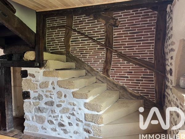 Maison à vendre 9 pièces 241 m² Saint-Bonnet-de-Cray