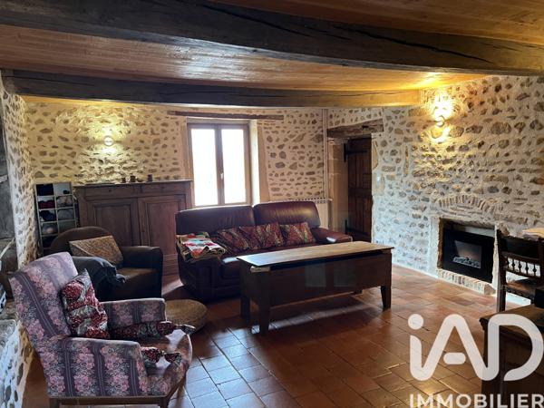 Maison à vendre 9 pièces 241 m² Saint-Bonnet-de-Cray